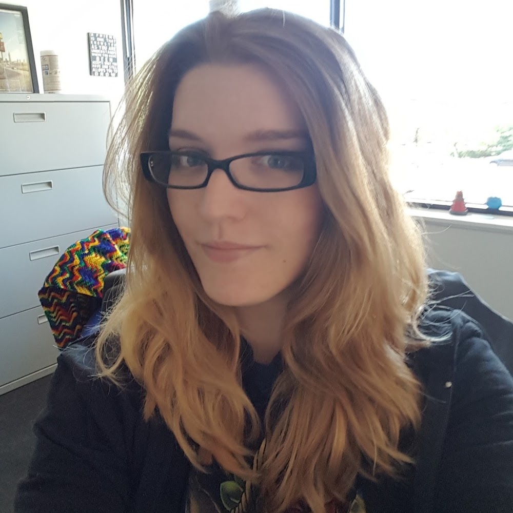 Meet your Posher, Adrienne